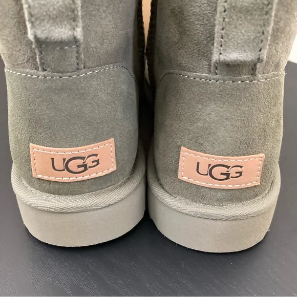 Ugg Boots Classic Mini Olive Green Size 7 Mens